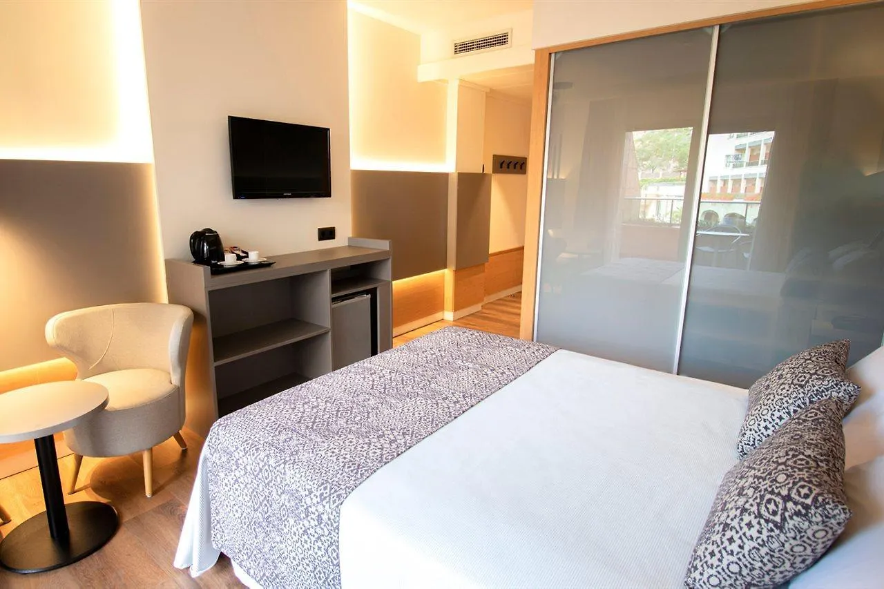 מלון טוסה דה מאר Golden Bahia De Tossa & Spa 4* Sup.