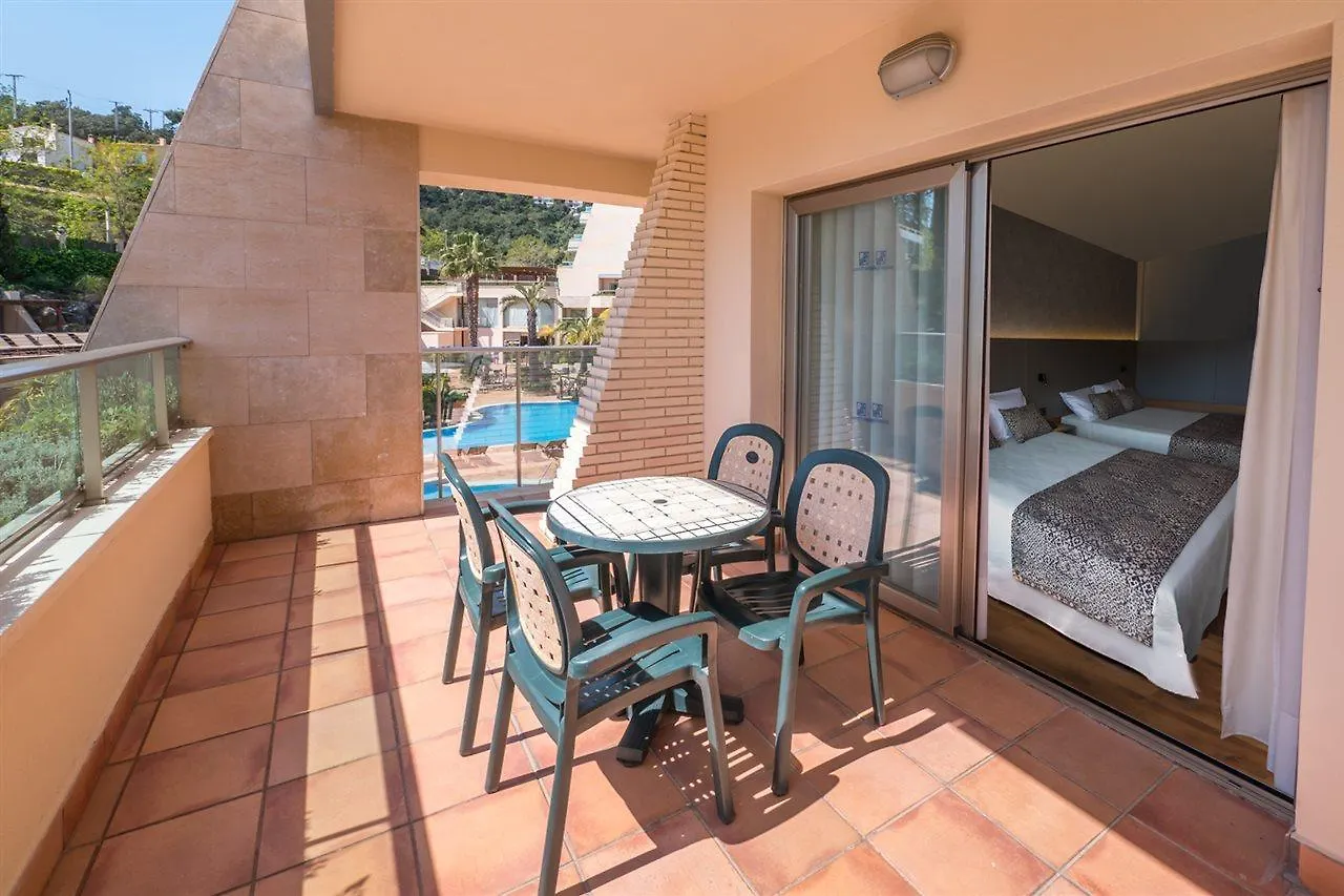 Golden Bahia De Tossa & Spa 4* Sup. توسا ذي مار فندق